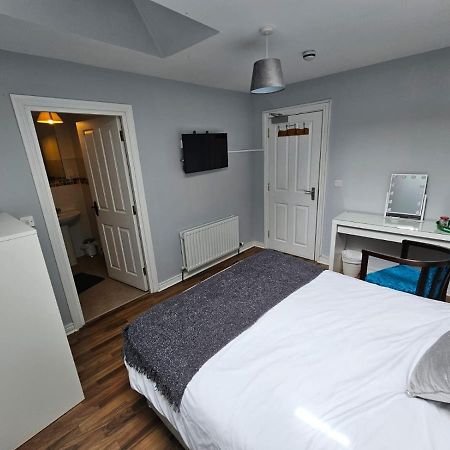 Laverty'S - The Black Bull Inn Randalstown ภายนอก รูปภาพ